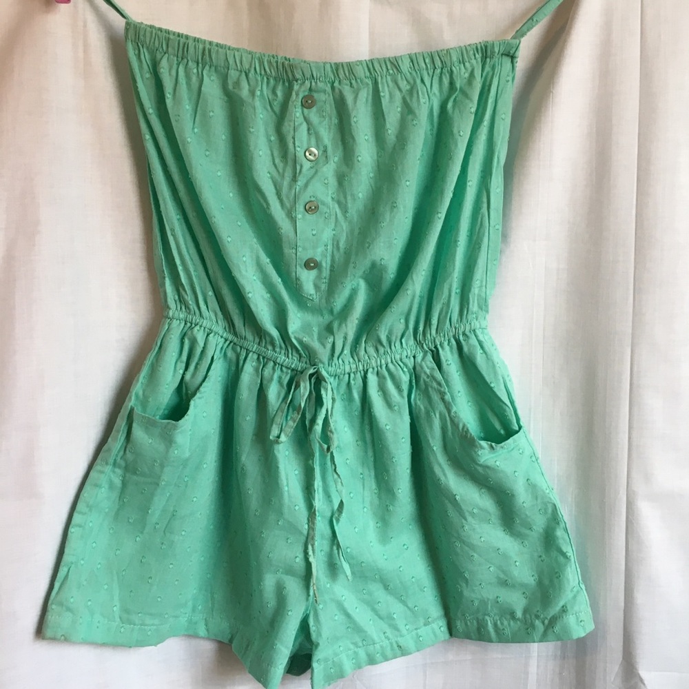 Delia light mint (green) strapless Romper Sz S